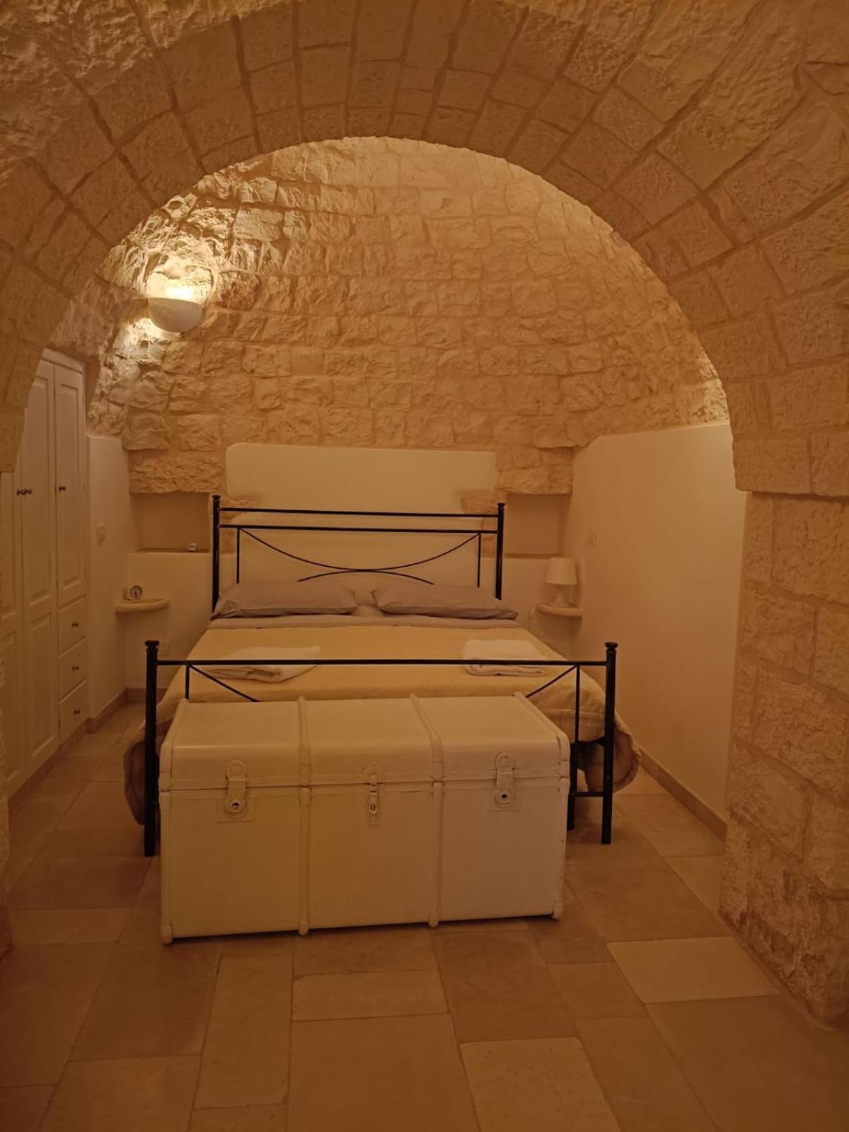 Trullo Le Tre Sorelle Cisternino Exterior photo