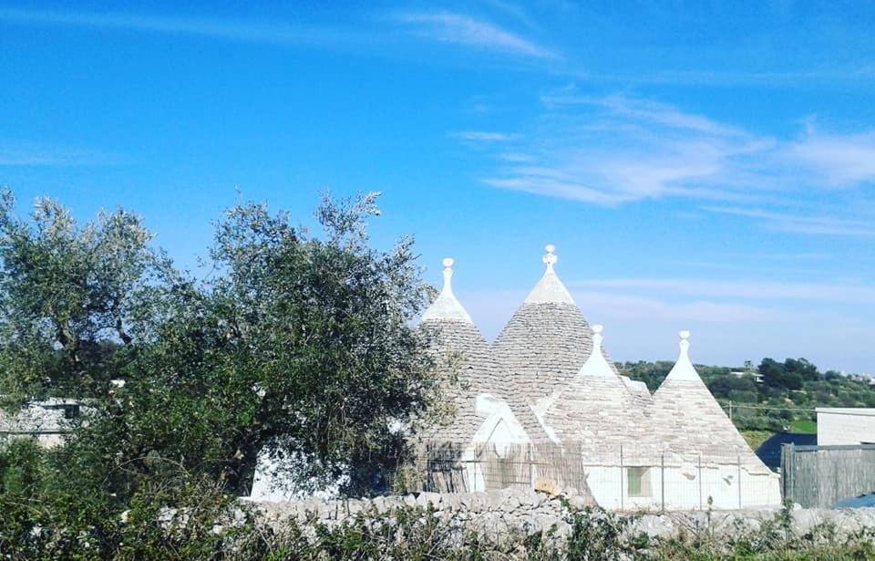 Trullo Le Tre Sorelle Cisternino Exterior photo