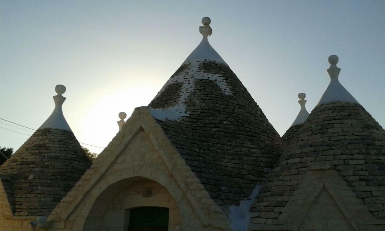 Trullo Le Tre Sorelle Cisternino Exterior photo